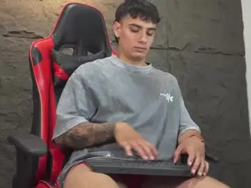 Chaturbate Adult Webcam of joseph__boy