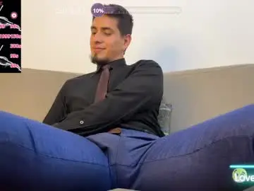 Chaturbate Watch Live Sex Cams of tom_blunt96