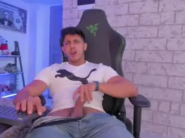 Chaturbate Free Live Porn of ashton_coleman_