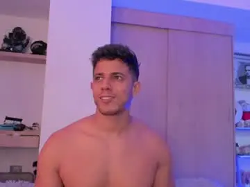Chaturbate Adult Webcams of ashton_coleman_