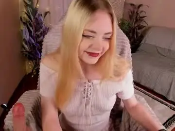 Chaturbate Live Sex Cam of astralil_original