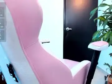 Chaturbate Live Sex Cam of amber_sexy14