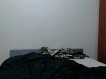 Chaturbate Nude Webcam of cris_peace