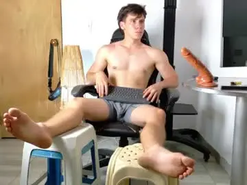 Chaturbate Adult Webcams of harry_brown2324