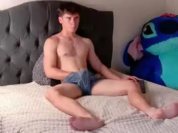 Chaturbate Free Live Porn of harry_brown2324
