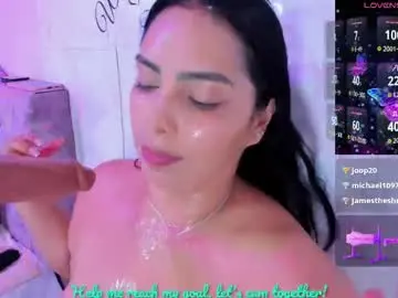 Chaturbate Watch Live Sex Cams of evelinn_belen