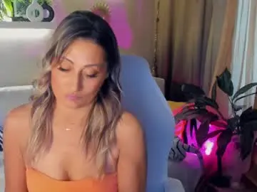Chaturbate Adult Video Chat of sarahholly