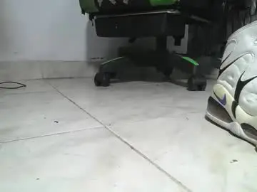 Chaturbate Best Webcam of srfindomfeet_