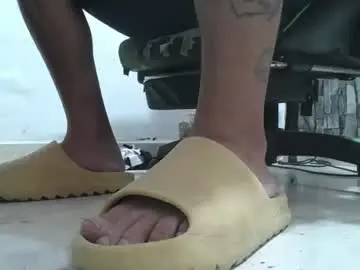 Chaturbate Adult Webcam of srfindomfeet_