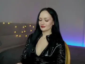 Chaturbate Live Sex Cam of queenaliss