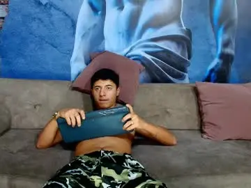 Chaturbate Sex Cam of justin_ortiz