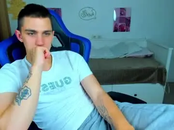 Chaturbate Best live sex cam show of frank_mooree