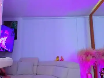 Chaturbate Live Sex Cam of juana18quintero