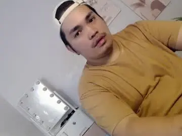 Chaturbate Free Porn Cam of ure_fattytoy143
