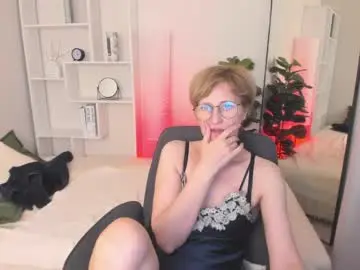 Chaturbate Nude Webcam of paris_cherry
