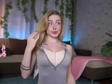 Chaturbate Live Sex Cam of babyyyluna