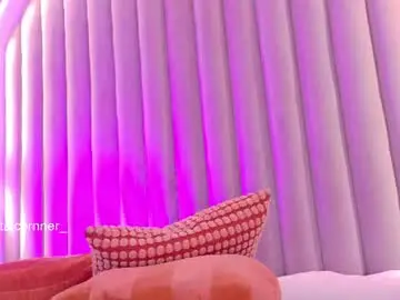 Chaturbate Best live sex cam show of cristalcornner_
