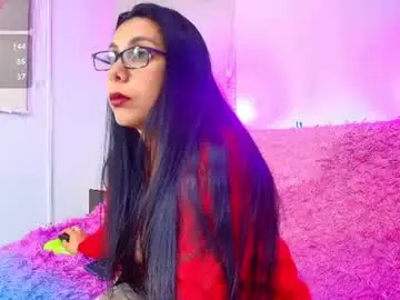Chaturbate Live Sex of nyra_queen