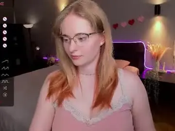 Chaturbate Watch Live Sex Cams of sheslinki