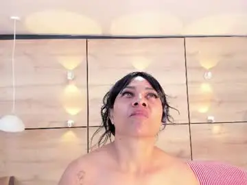 Chaturbate Live Sex Cam of martina_touss