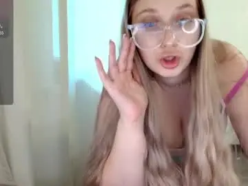Chaturbate Nude Webcam of do_u_want_alice