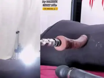 Chaturbate Live Porn of cristal_thompson_
