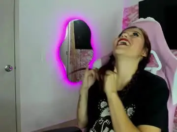 Chaturbate Live Sex Cam of camila_tremenda