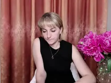 Chaturbate Best live sex cam show of crystalfever_