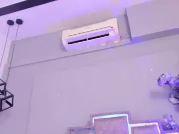Chaturbate Best live sex cam show of cloedurant