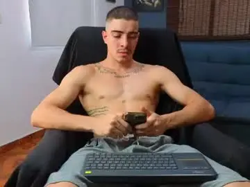 Chaturbate Adult Webcam of ethangreey1