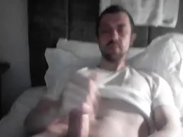 Chaturbate Live Sex Cam of frankfurel