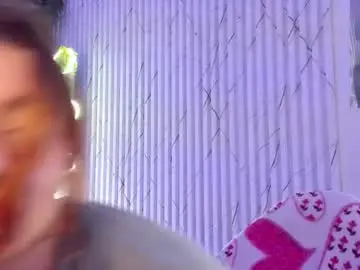 Chaturbate Live Sex Cam of naomy_tay1