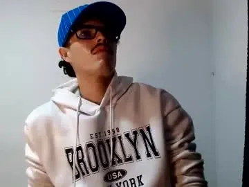 Chaturbate Nude Webcam of sammytop22