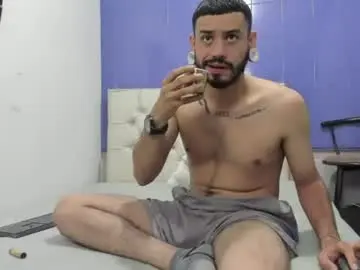 Chaturbate Watch Live Sex Cams of brunocarzon