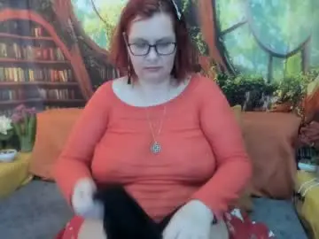Chaturbate Watch Live Sex Cams of dyannelovee
