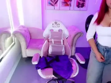 Chaturbate Live Sex of nahomi_velmont