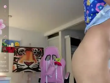 Chaturbate Live Sex Cam of colette_e