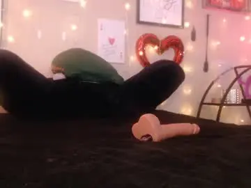Chaturbate Live Sex Cam of milf_lacey