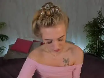 Chaturbate Live Porn of stacy_riiver