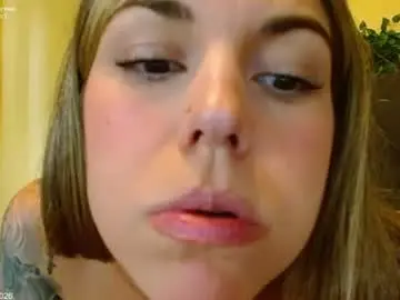 Chaturbate Adult Video Chat of skybella_