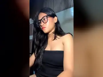 Chaturbate Watch Live Sex Cams of sweet_kwenie