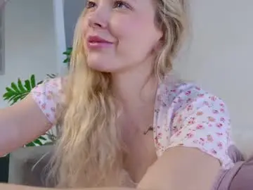 Chaturbate Watch Live Sex Cams of milly_shy