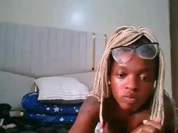 Chaturbate Sex Cam of sassylilmama