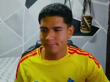 Chaturbate Free Porn Cam of latinohotboy_