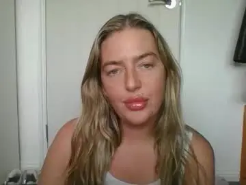 Chaturbate Watch Live Sex Cams of rubyredxxxoxxx