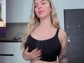 Chaturbate Sex Cam of megan_ros_