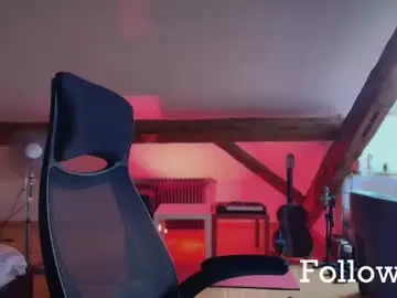 Chaturbate Free Porn Cam of tritonspace