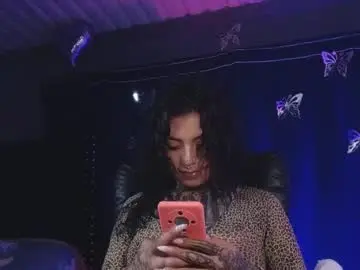 Chaturbate Free Live Porn of ema_ploxx