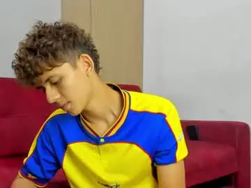 Chaturbate Watch Live Sex Cams of sexys_boys18