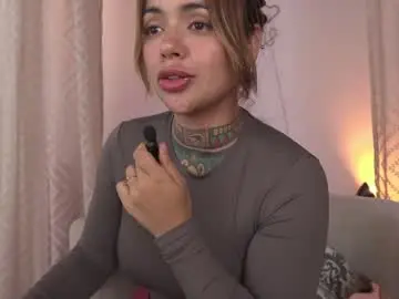 Chaturbate Live Sex Cam of yandracelisoficial